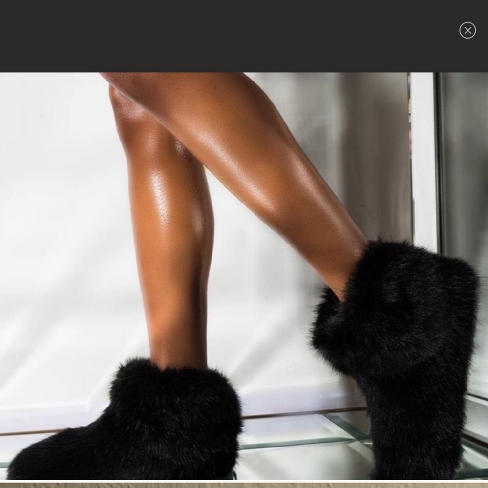 Women🆕 UGG Amary Faux Fur Slipper🔥